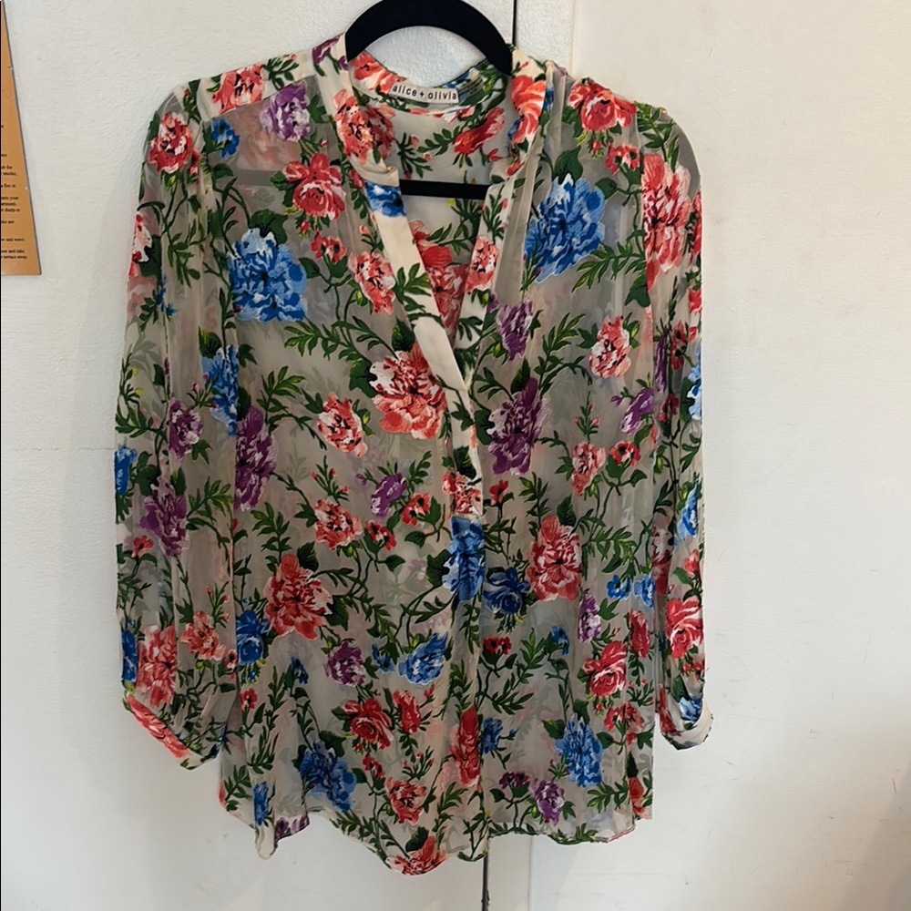 Alice + Olivia Red and Blue Relaxed Buttoned Blouse
